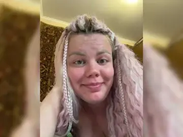 Mariannaa  live sex cam
