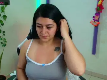 ALE-GODDESS  live sex cam