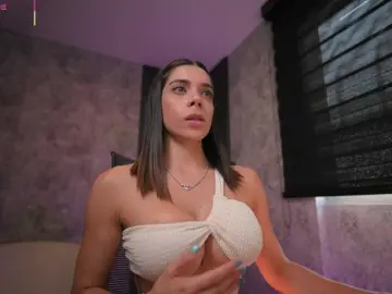 AmyWalker  live sex cam