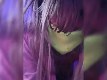 DarwinandLilu  live sex cam
