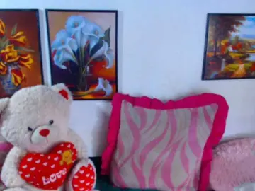 Horny4s3x  live sex cam