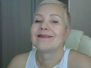 IFannyLove  live sex cam