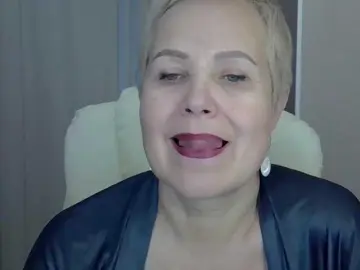 IFannyLove  live sex cam