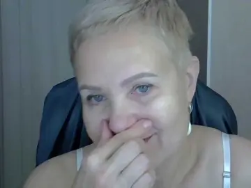 IFannyLove  live sex cam