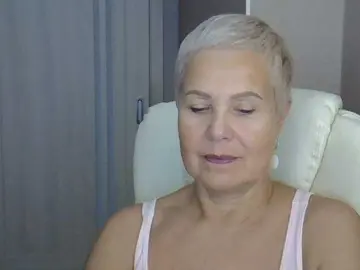 IFannyLove  live sex cam