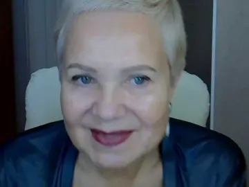 IFannyLove  live sex cam