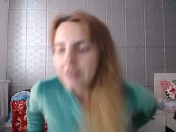 KATYDIAZ  live sex cam