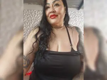 Kittyhotass1  live sex cam