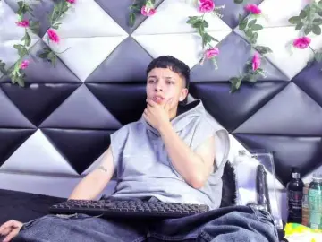 MeganThompson  live sex cam