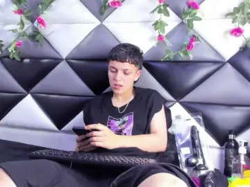 MeganThompson  live sex cam