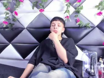 MeganThompson  live sex cam