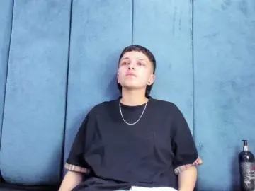 MeganThompson  live sex cam