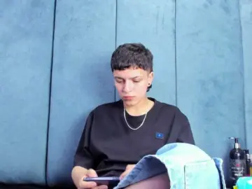 MeganThompson  live sex cam