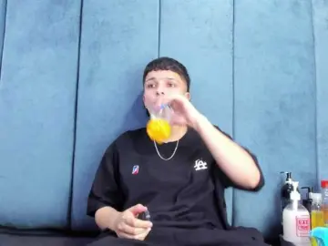 MeganThompson  live sex cam