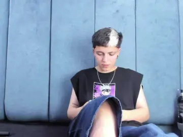 MeganThompson  live sex cam