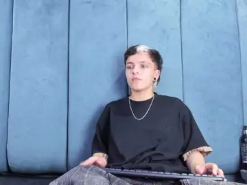 MeganThompson  live sex cam