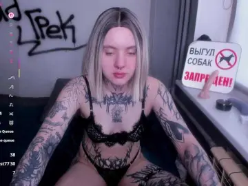 MonikaLowww  live sex cam