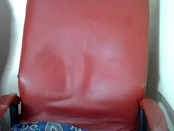 Nyangisexy1  live sex cam