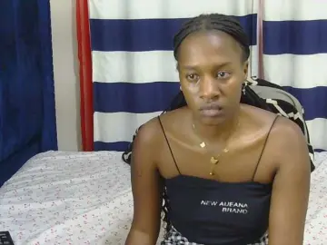 Nyangisexy1  live sex cam