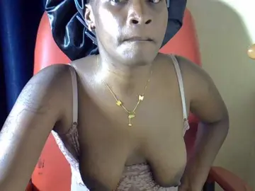 Nyangisexy1  live sex cam