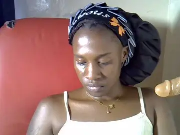 Nyangisexy1  live sex cam