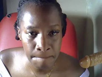 Nyangisexy1  live sex cam