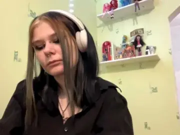 SIMONA-CHARON  live sex cam