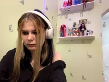 SIMONA-CHARON  live sex cam