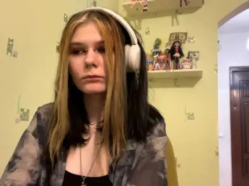 SIMONA-CHARON  live sex cam