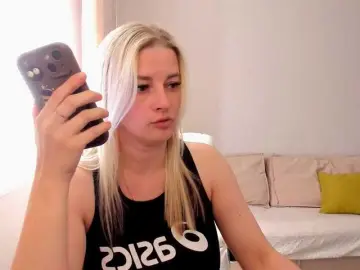 Sashanew77  live sex cam