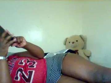 Sexxy-slim-honey  live sex cam