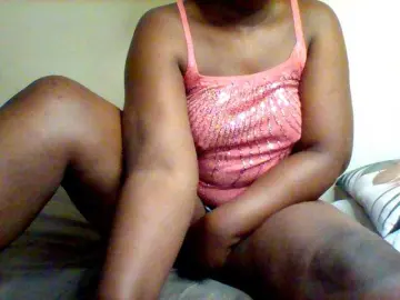 Sexxy-slim-honey  live sex cam