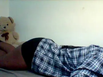 Sexxy-slim-honey  live sex cam