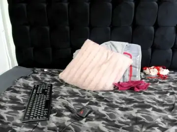 SexyMelanin19  live sex cam