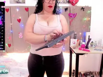 Zalymature  live sex cam