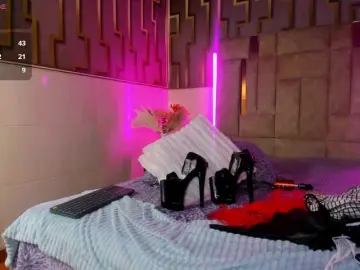 Adhara-ruiz  live sex cam