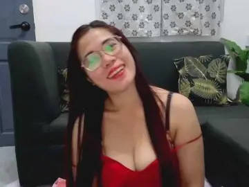 Candicelovee  live sex cam