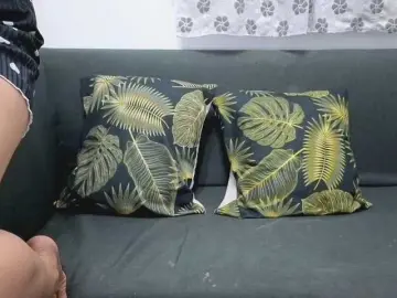 Candicelovee  live sex cam