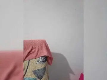 Candicelovee  live sex cam