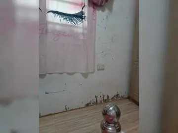 Candicelovee  live sex cam