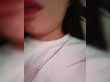 Candicelovee  live sex cam