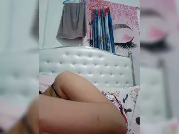 Candicelovee  live sex cam