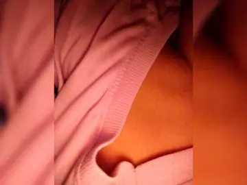 Candicelovee  live sex cam