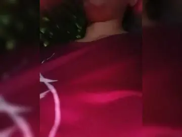Candicelovee  live sex cam