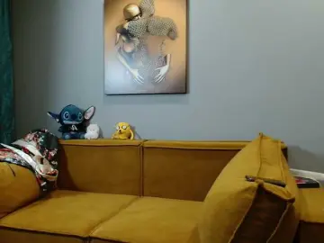 Spermblebee18  live sex cam