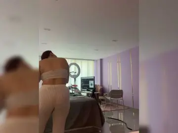 AliceHiills  live sex cam