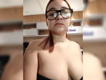 AliceHiills  live sex cam