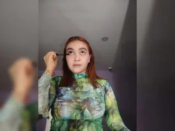 AliceHiills  live sex cam
