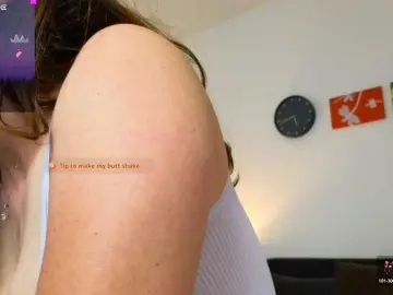 Ginnybabe  live sex cam