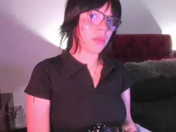 NatashaHotson  live sex cam